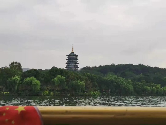 大型“嗑产”连续剧《毒奶在哪里》Season 5——《毒奶在哪里·杭州篇》